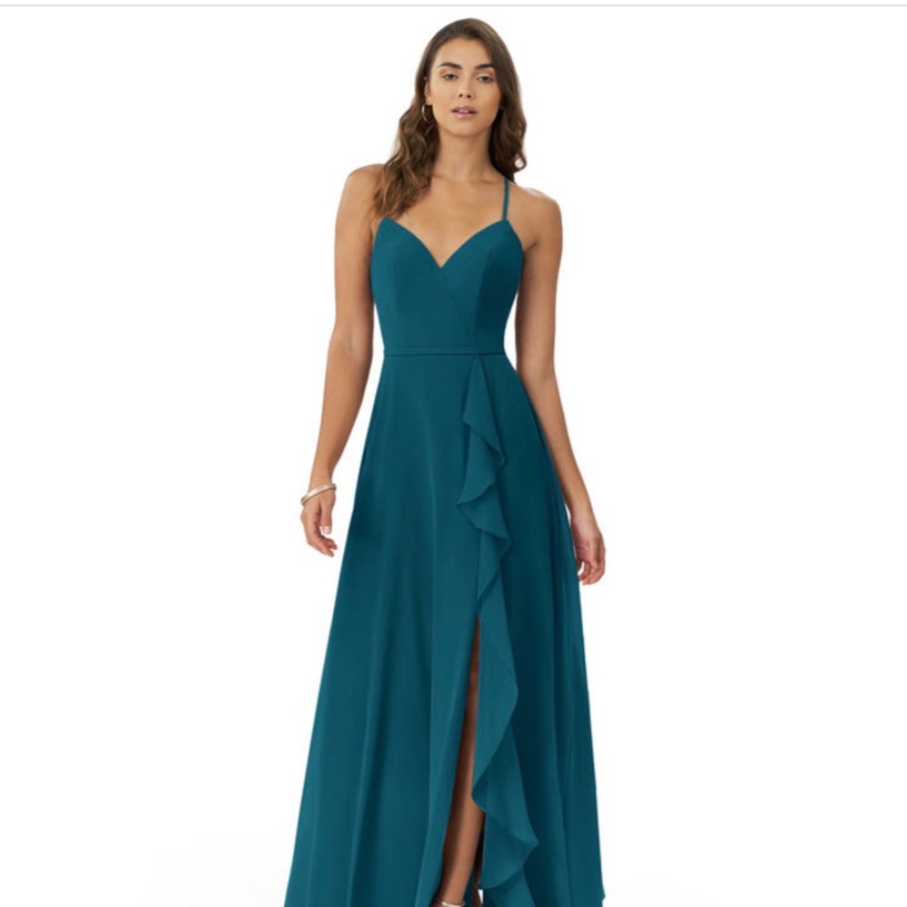 Azazie / Ink Blue / size 4